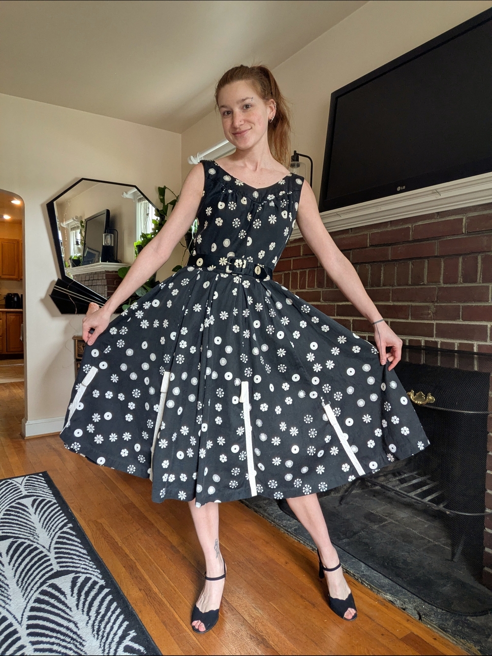50s Black and White Cotton Pleated Dress with Matching Belt